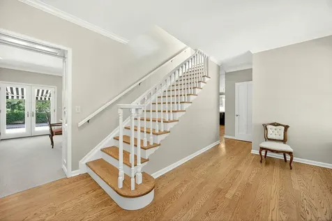 357 Reiten Drive Ashland OR 97520