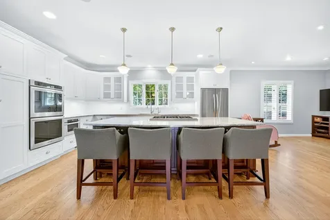 357 Reiten Drive Ashland OR 97520