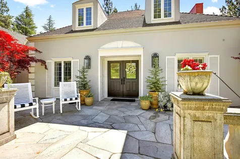 357 Reiten Drive Ashland OR 97520