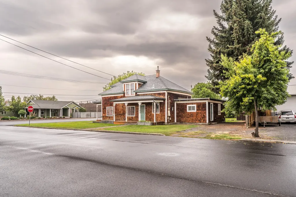 493 NW Deer Street Prineville OR 97754