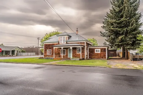 493 NW Deer Street Prineville OR 97754