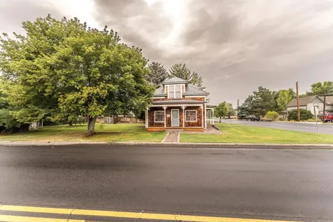 493 NW Deer Street Prineville OR 97754