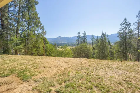 12748 Water Gap Road Williams OR 97544