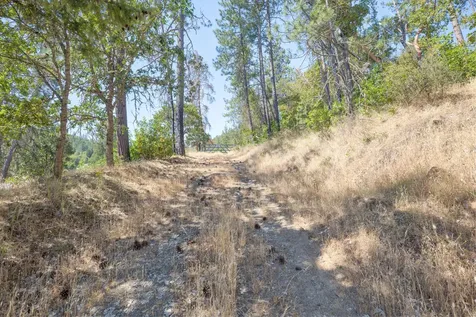 12748 Water Gap Road Williams OR 97544