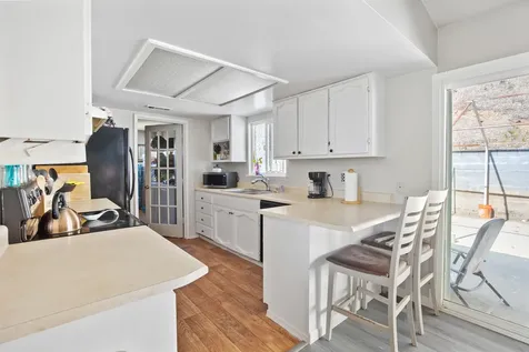 12748 Water Gap Road Williams OR 97544