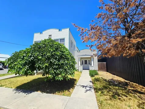 189 E Main Street Klamath Falls OR 97601