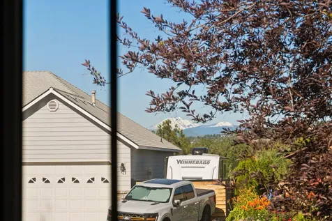 3144 NE Nathan Drive Bend OR 97701