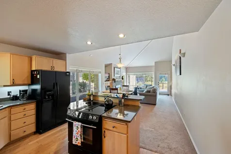 3035 NW Golf View Drive Bend OR 97703