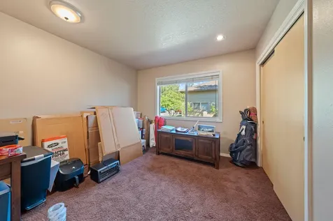 3035 NW Golf View Drive Bend OR 97703