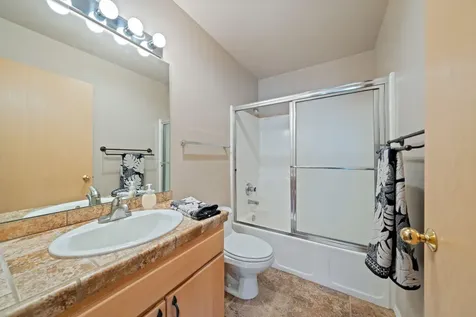 3035 NW Golf View Drive Bend OR 97703