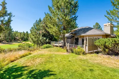3035 NW Golf View Drive Bend OR 97703