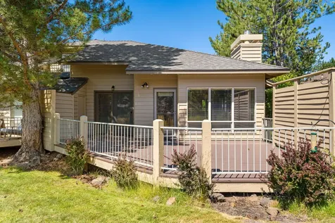 3035 NW Golf View Drive Bend OR 97703