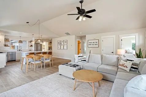 2474 NW Monterey Pines Drive Bend OR 97703