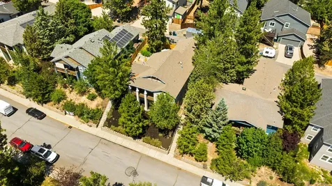 2474 NW Monterey Pines Drive Bend OR 97703