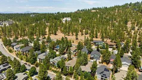 2474 NW Monterey Pines Drive Bend OR 97703