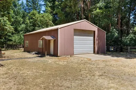 180 White Oak Drive Cave Junction OR 97523
