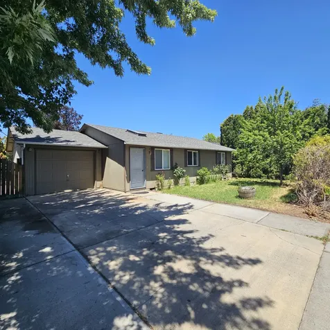 3157 SW Pumice Avenue Redmond OR 97756