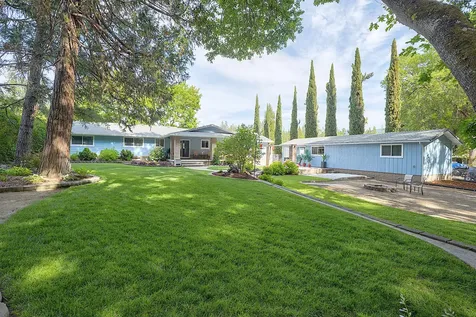 364 Genverna Glen Grants Pass OR 97527