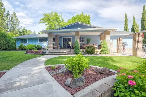 364 Genverna Glen Grants Pass OR 97527