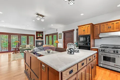 300 Vista Street Ashland OR 97520