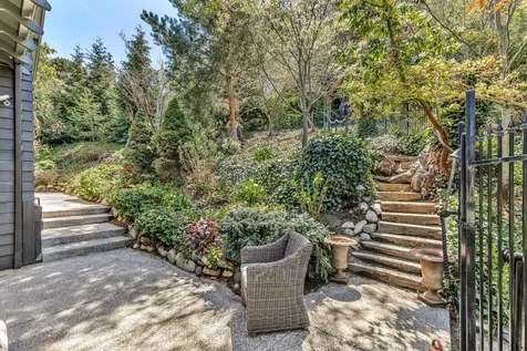 300 Vista Street Ashland OR 97520