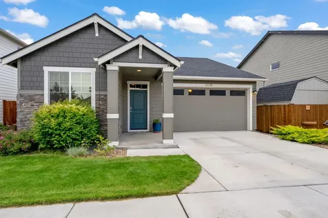 21170 Thomas Drive Bend OR 97702