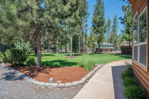 15876 6th Street La Pine OR 97739