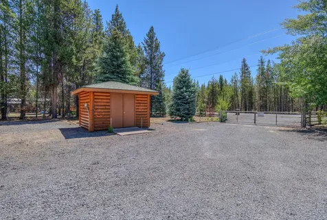 15876 6th Street La Pine OR 97739