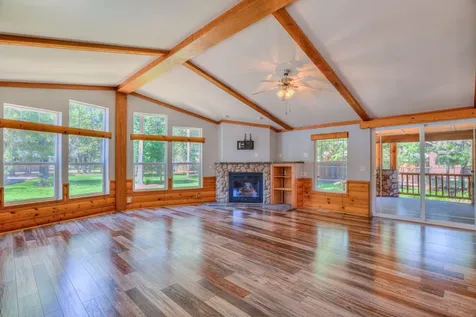 15876 6th Street La Pine OR 97739
