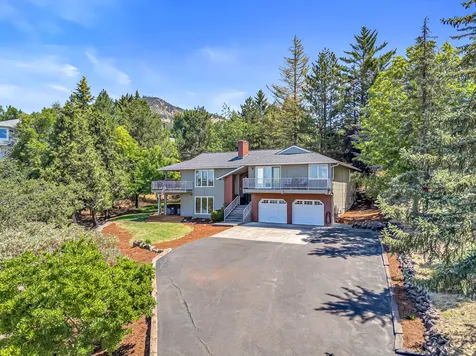 1441 Highcrest Drive Medford OR 97504
