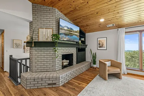 1441 Highcrest Drive Medford OR 97504