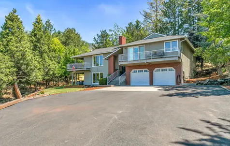 1441 Highcrest Drive Medford OR 97504