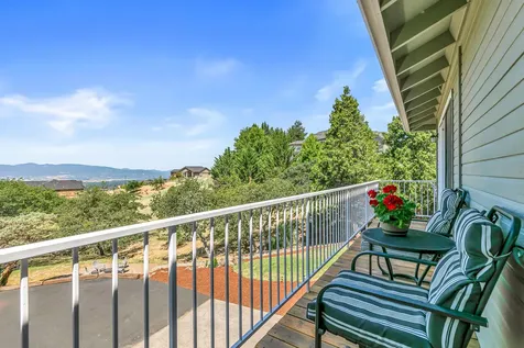 1441 Highcrest Drive Medford OR 97504