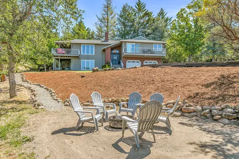 1441 Highcrest Drive Medford OR 97504