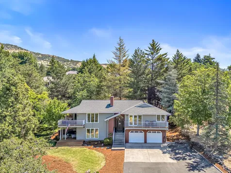 1441 Highcrest Drive Medford OR 97504