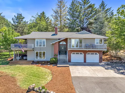 1441 Highcrest Drive Medford OR 97504