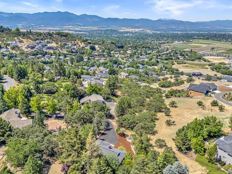 1441 Highcrest Drive Medford OR 97504