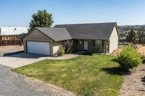 639 SE 10th Street Madras OR 97741