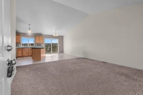 639 SE 10th Street Madras OR 97741