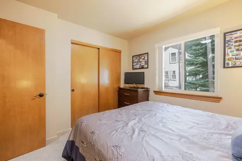 56162 Sandpiper Road Bend OR 97707