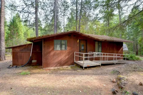 4560 Pleasant Creek Road Rogue River OR 97537