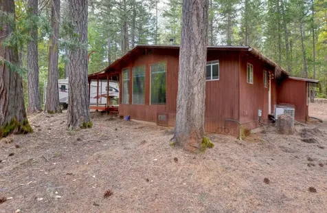 4560 Pleasant Creek Road Rogue River OR 97537
