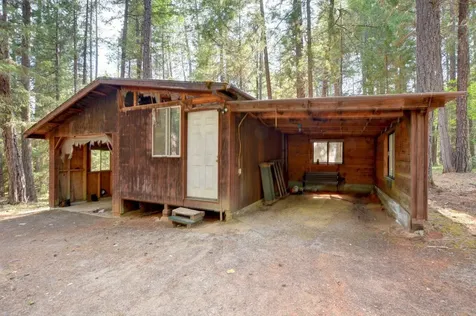 4560 Pleasant Creek Road Rogue River OR 97537