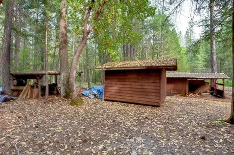 4560 Pleasant Creek Road Rogue River OR 97537