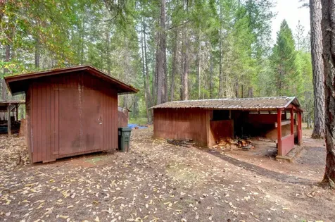 4560 Pleasant Creek Road Rogue River OR 97537