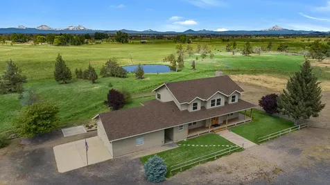 10934 SW Fleming Road Powell Butte OR 97753