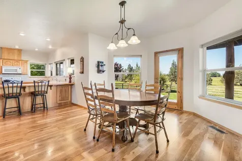 10934 SW Fleming Road Powell Butte OR 97753