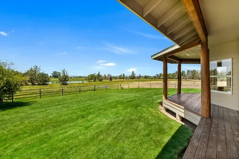 10934 SW Fleming Road Powell Butte OR 97753
