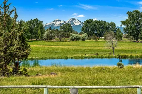 10934 SW Fleming Road Powell Butte OR 97753