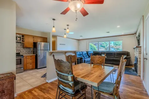 104 Windsor Way Central Point OR 97502